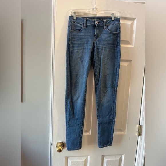 American Eagle Next Level Stretch- High Rise Jegging - Picture 3 of 6